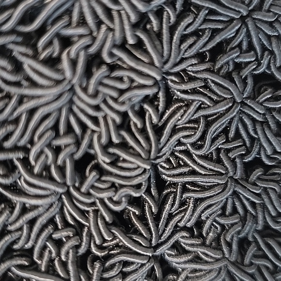 Liz Claiborne Purse Shoulder Bag Handbag Crochet Zipper Zebra Lining Black White - Picture 11 of 15